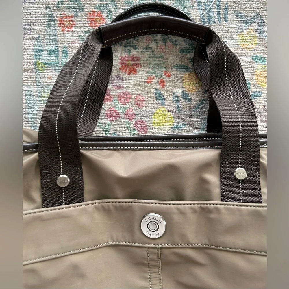 Coach Rare Retired XL Nylon Bag NºD05M- 5372 - Picture 3 of 16